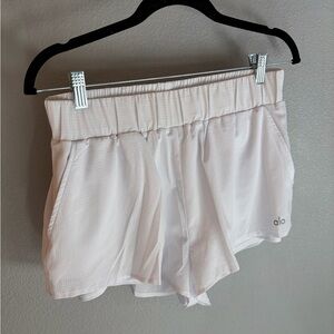 ALO Yoga White Mesh Lined Athletic Shorts